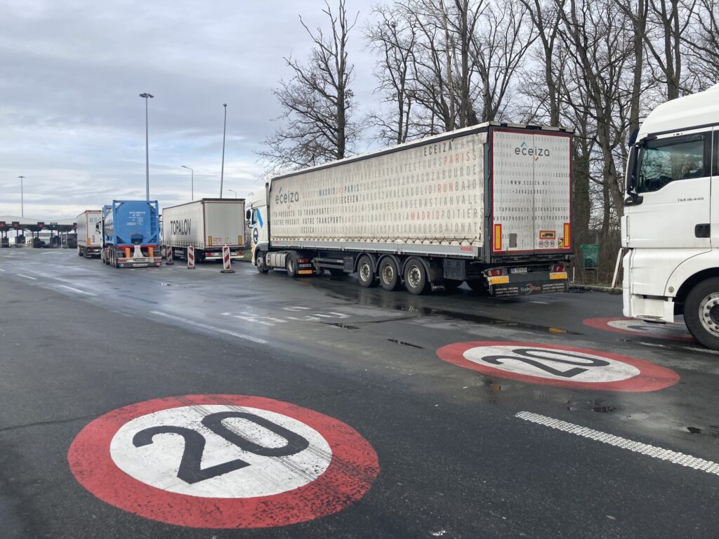 Dhoma e Tregtisë: Protestat në shtetet fqinje po dëmtojnë bizneset e Kosovës